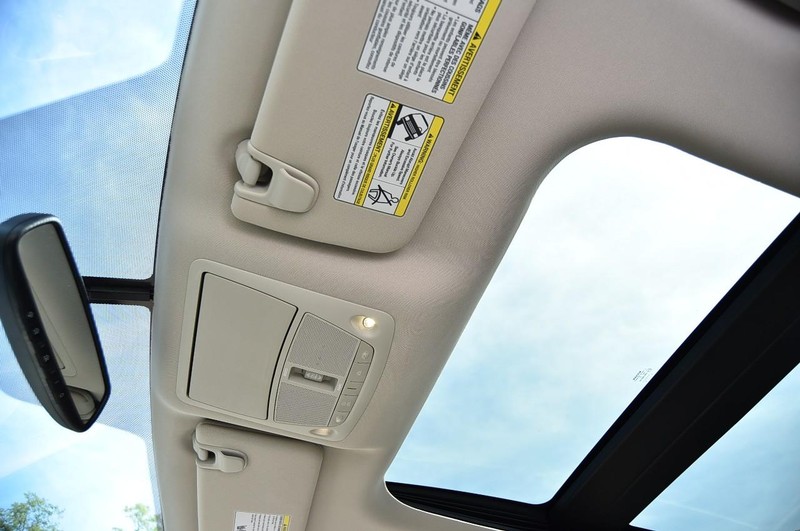 Nissan Murano Vehicle Image 22