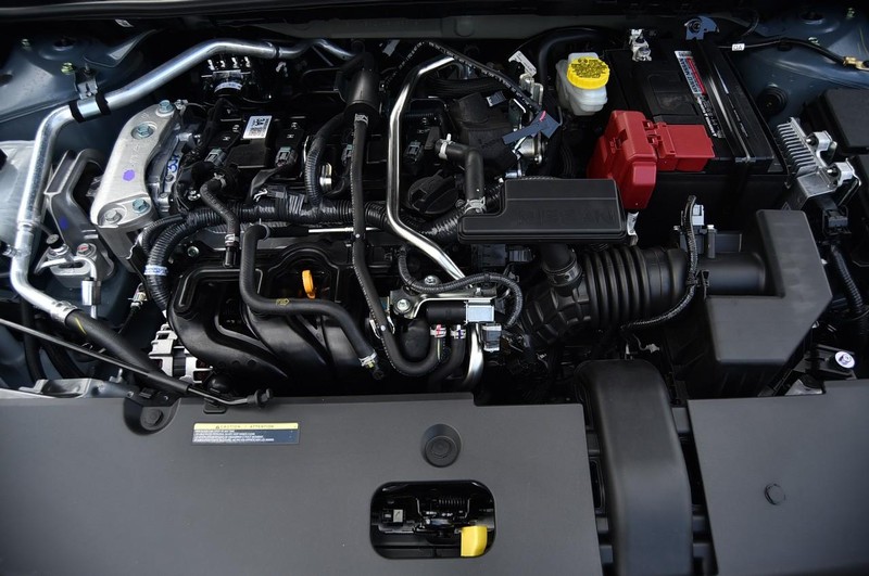 Nissan Sentra Vehicle Image 24