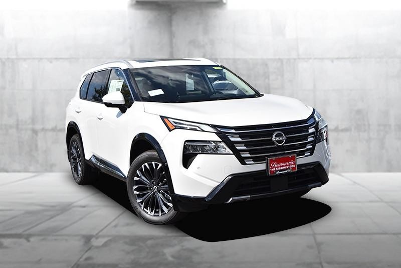 Nissan Rogue Vehicle Image 02