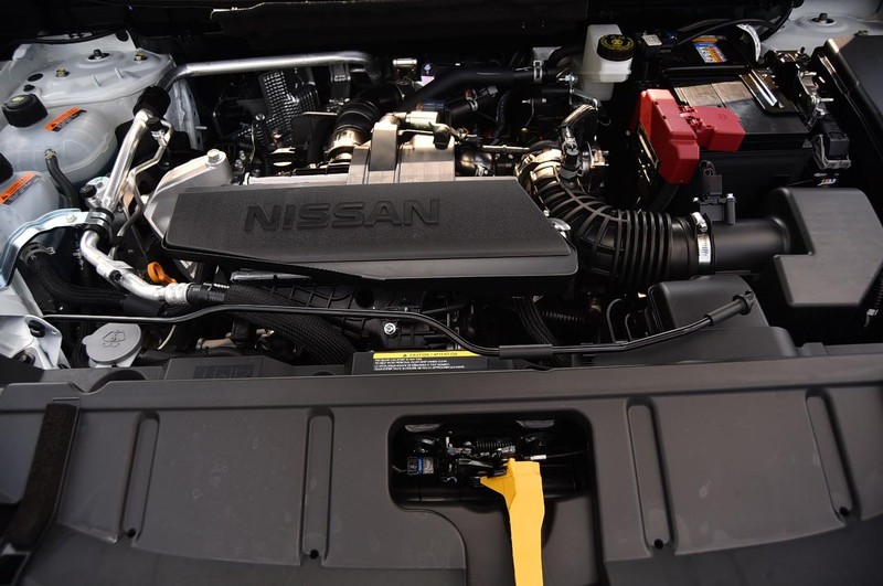 Nissan Rogue Vehicle Image 30