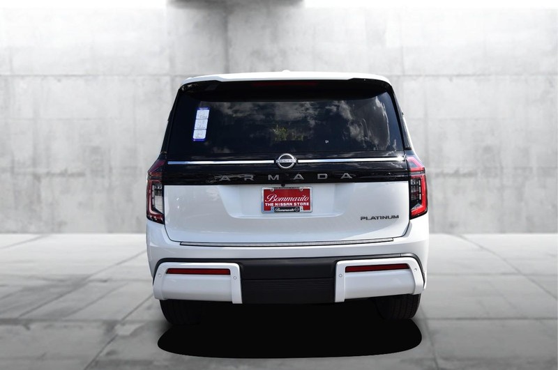 Nissan Armada Vehicle Image 06