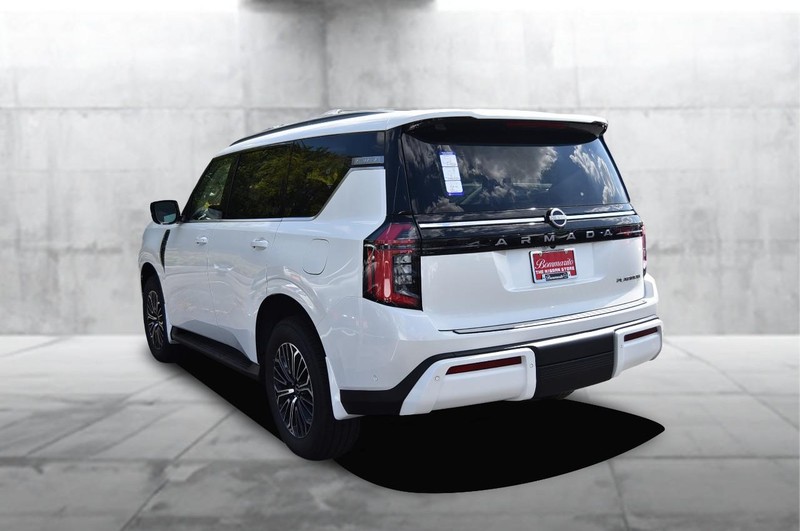 Nissan Armada Vehicle Image 07