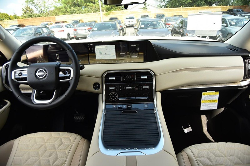 Nissan Armada Vehicle Image 08
