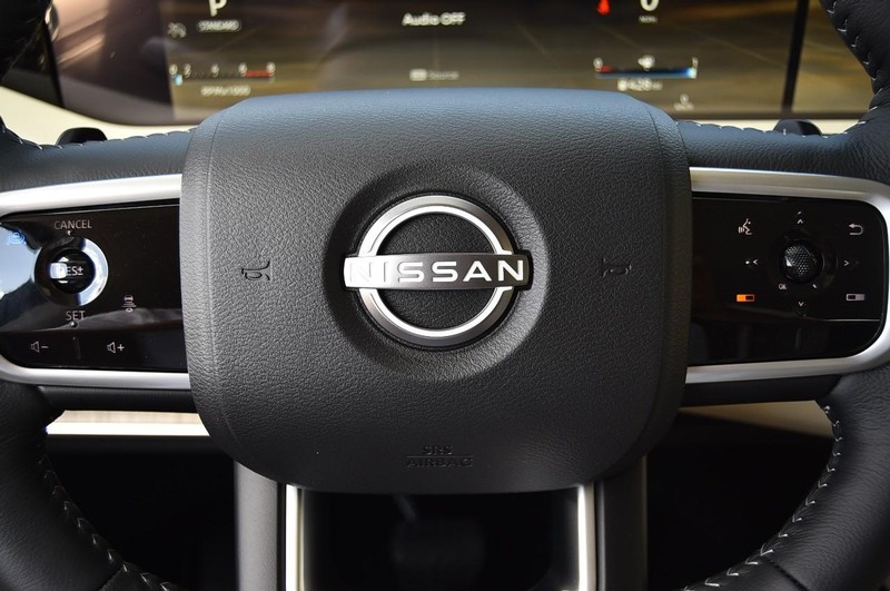 Nissan Armada Vehicle Image 24