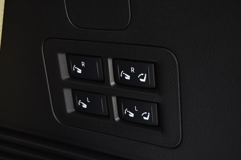 Nissan Armada Vehicle Image 33
