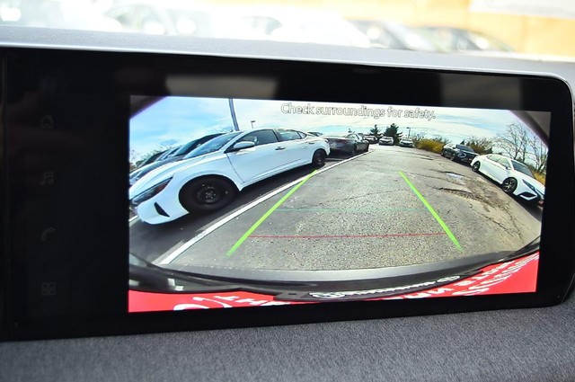 Nissan Kicks Vehicle Image 13