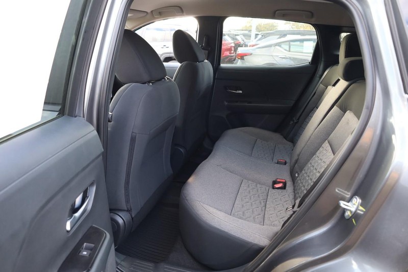 Nissan Kicks Vehicle Image 21