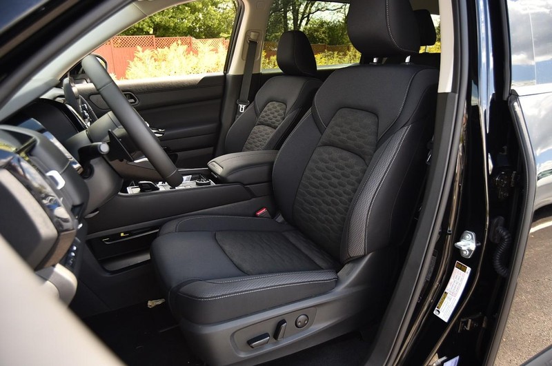 Nissan Pathfinder Vehicle Image 20