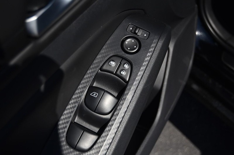 Nissan Altima Vehicle Image 09