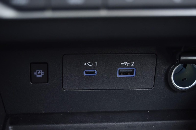 Nissan Altima Vehicle Image 16