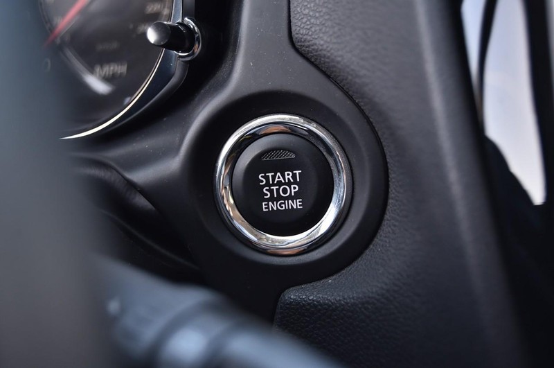 Mitsubishi Outlander Sport Vehicle Image 18