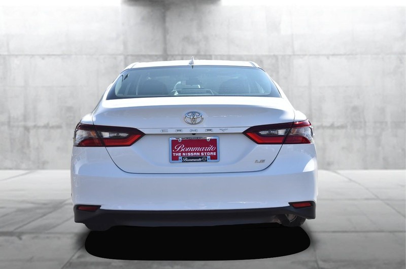 Toyota Camry Vehicle Image 06