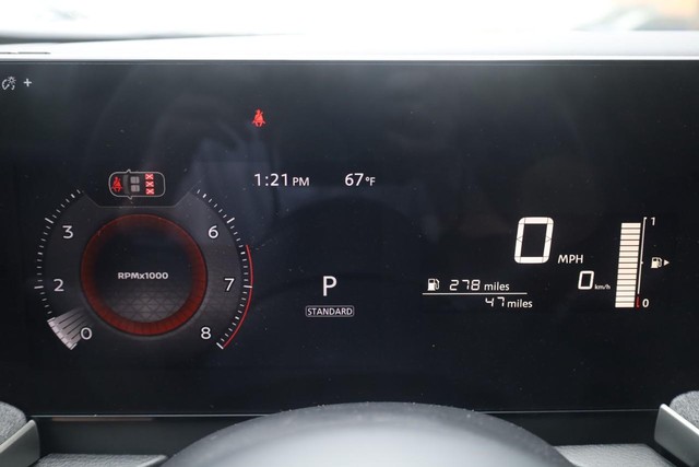 Nissan Kicks Vehicle Image 12