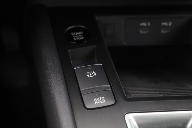 Nissan Kicks Vehicle Image 17