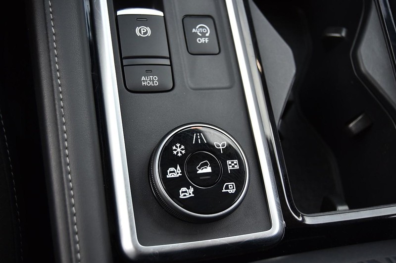 Nissan Pathfinder Vehicle Image 20