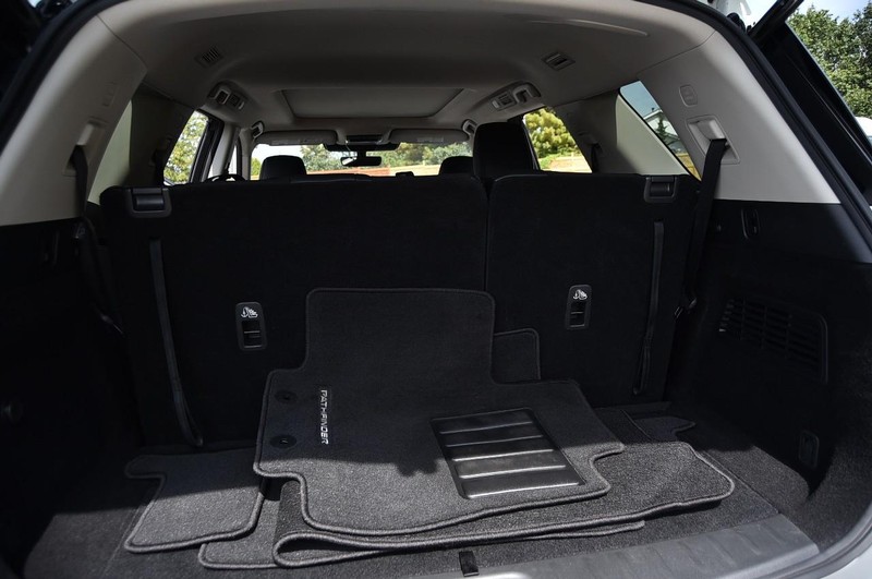 Nissan Pathfinder Vehicle Image 29