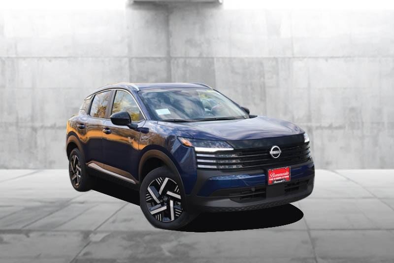Nissan Kicks Vehicle Image 02