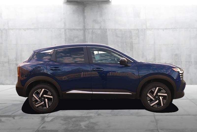 Nissan Kicks Vehicle Image 05