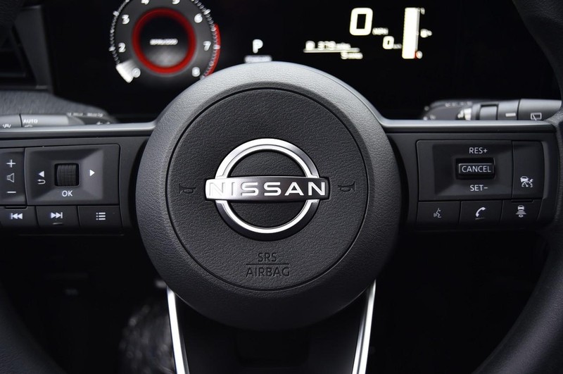 Nissan Kicks Vehicle Image 19