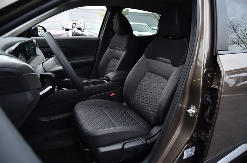 Nissan Kicks Vehicle Image 20