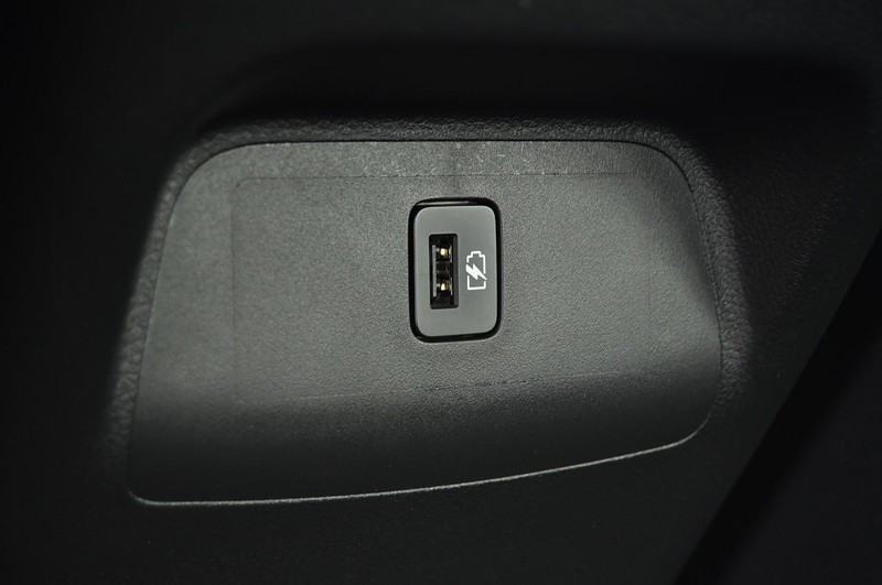 Nissan Sentra Vehicle Image 22