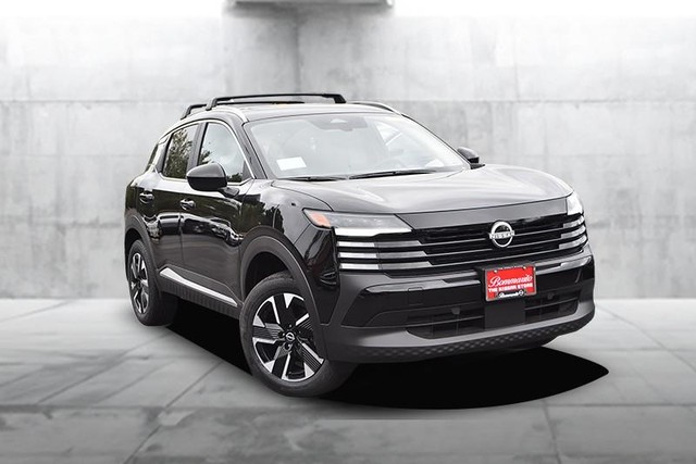 Nissan Kicks Vehicle Image 02