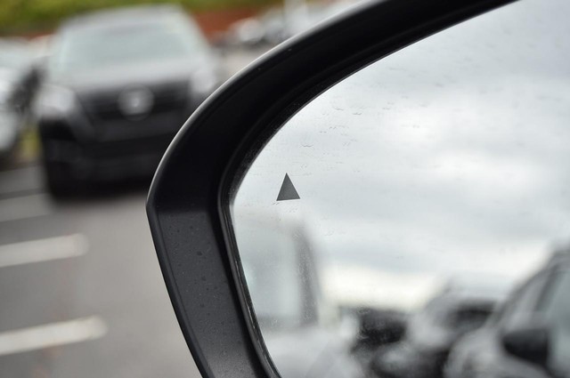 Nissan Kicks Vehicle Image 10