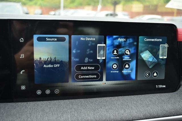 Nissan Kicks Vehicle Image 13