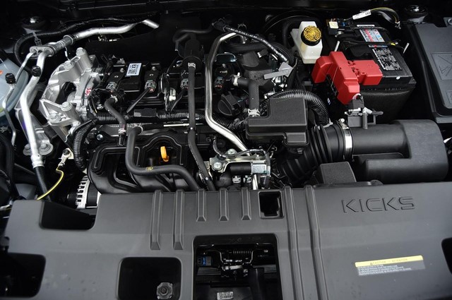 Nissan Kicks Vehicle Image 25