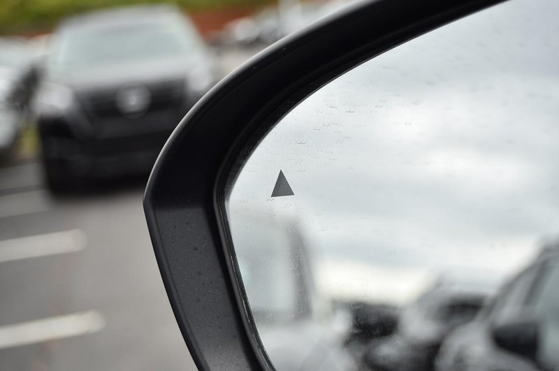 Nissan Kicks Vehicle Image 10