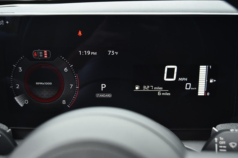 Nissan Kicks Vehicle Image 11