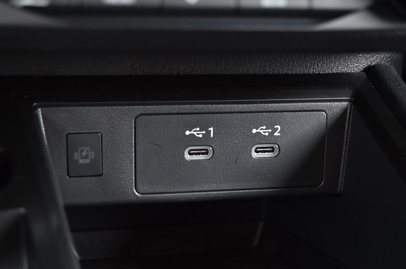 Nissan Kicks Vehicle Image 16