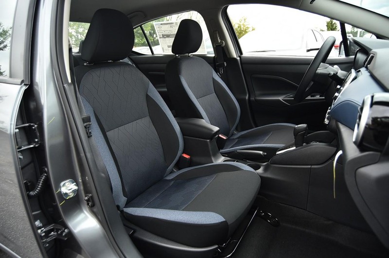Nissan Versa Vehicle Image 19