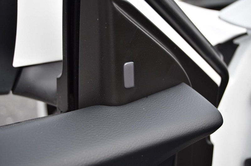 Nissan Sentra Vehicle Image 10