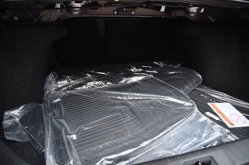 Nissan Sentra Vehicle Image 23