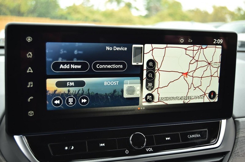 Nissan Altima Vehicle Image 17