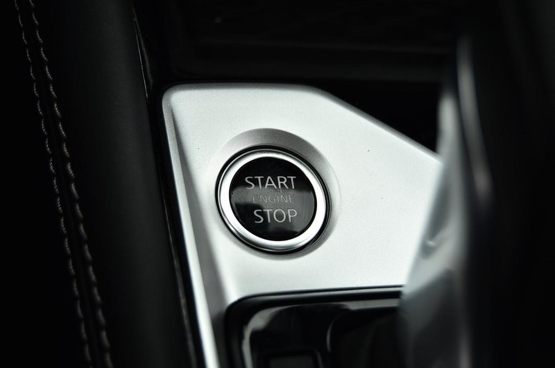 Nissan Altima Vehicle Image 20