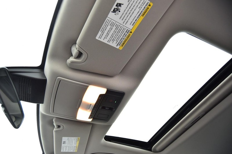 Nissan Altima Vehicle Image 24