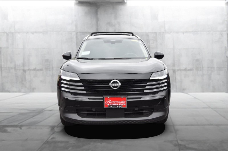 Nissan Kicks Vehicle Image 04