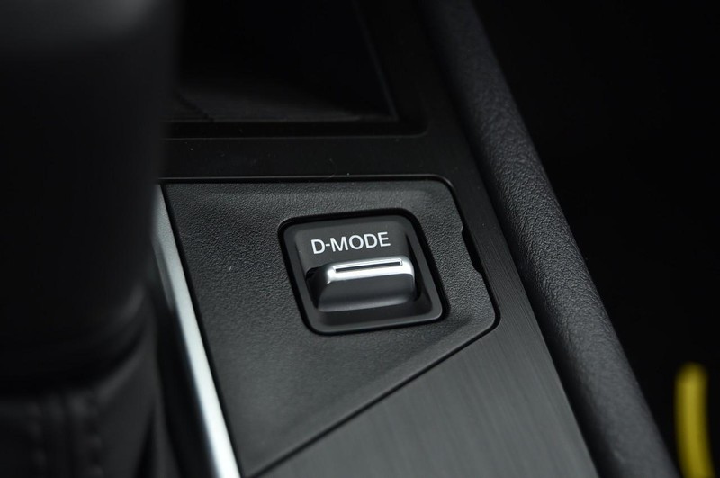 Nissan Kicks Vehicle Image 16