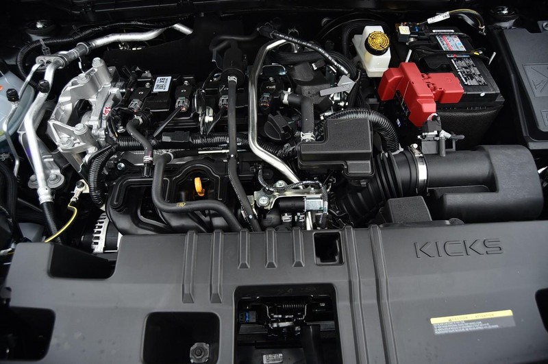 Nissan Kicks Vehicle Image 23