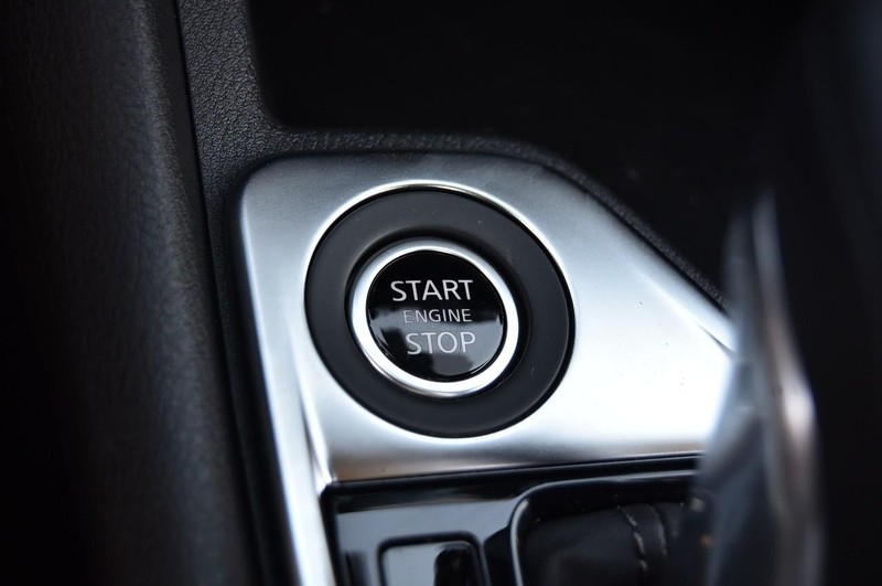 Nissan Sentra Vehicle Image 17