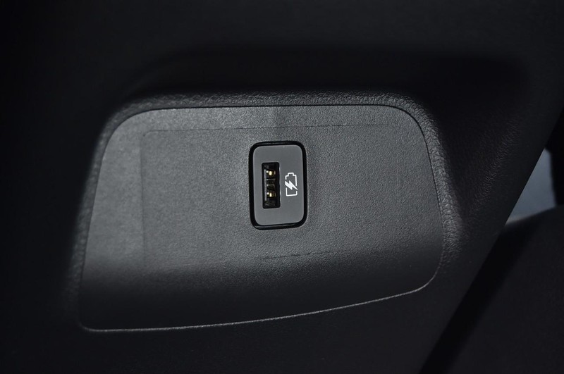 Nissan Sentra Vehicle Image 22