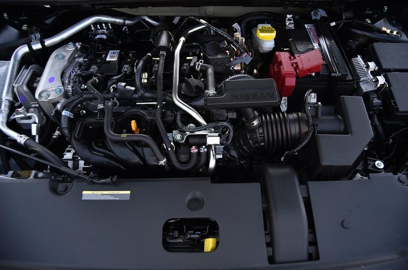 Nissan Sentra Vehicle Image 24