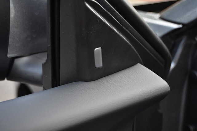 Nissan Sentra Vehicle Image 10