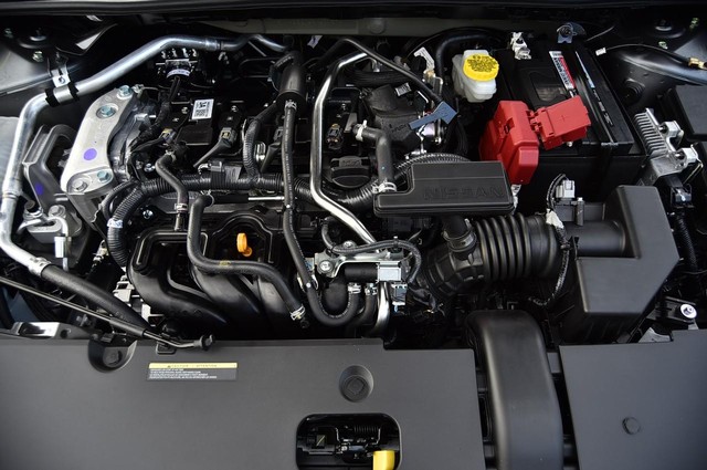 Nissan Sentra Vehicle Image 24