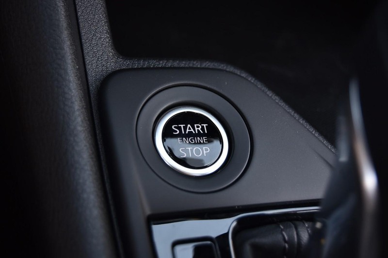 Nissan Sentra Vehicle Image 17
