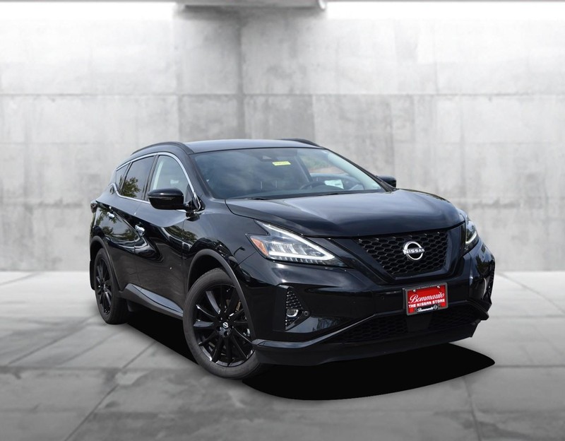 Nissan Murano Vehicle Image 02