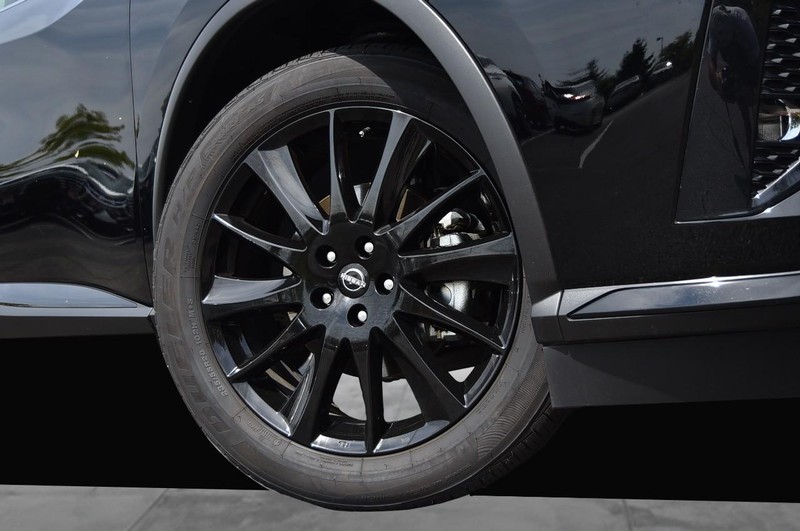Nissan Murano Vehicle Image 03