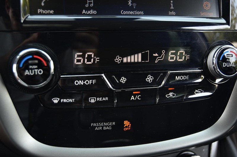 Nissan Murano Vehicle Image 16